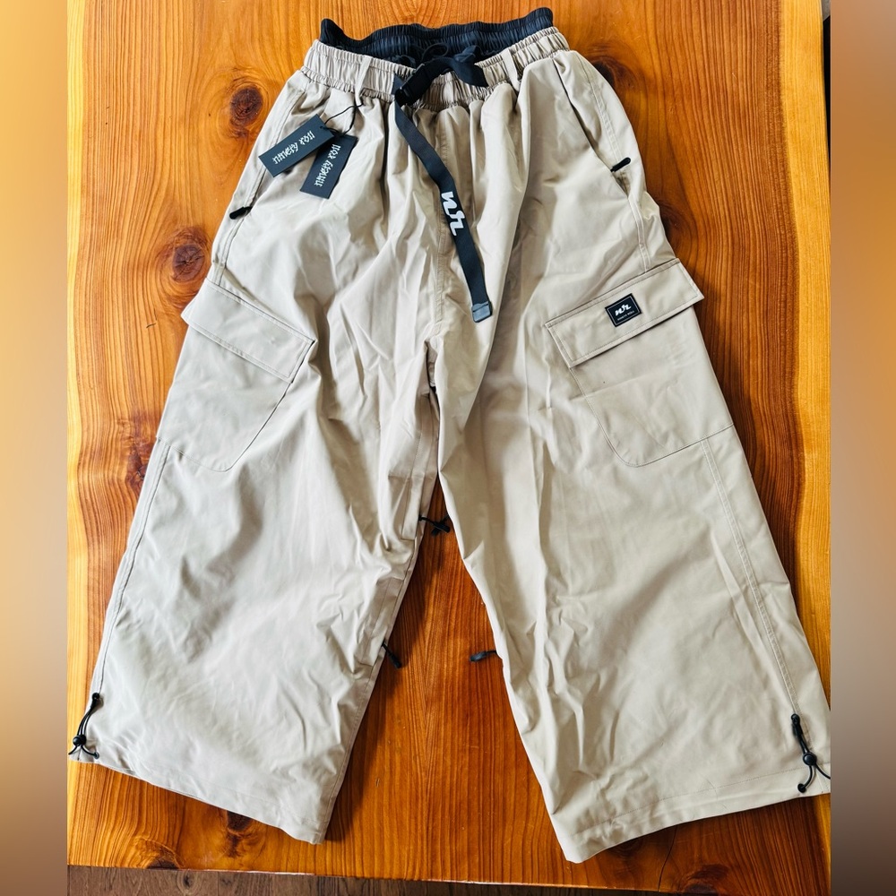 Ninety Roll Downtown Pro 30K Snow Pants size Large Tan Beige NWT Snowboard